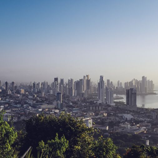 Want city life, Spanish schools, and urban adventures? → Panama City