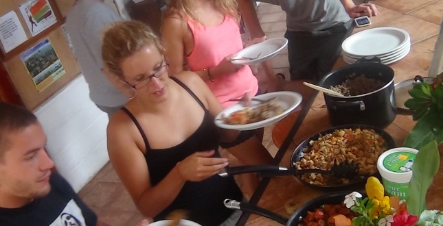 Family breakfast in Bocas